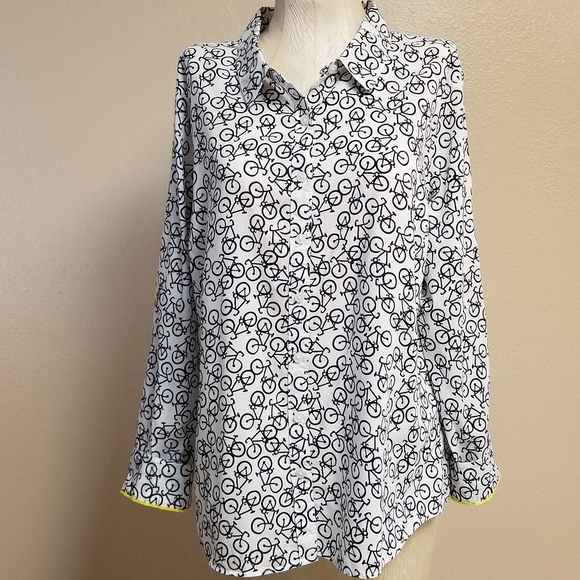 Crown & Ivy Road Bike Shirt - Picture 4 of 8